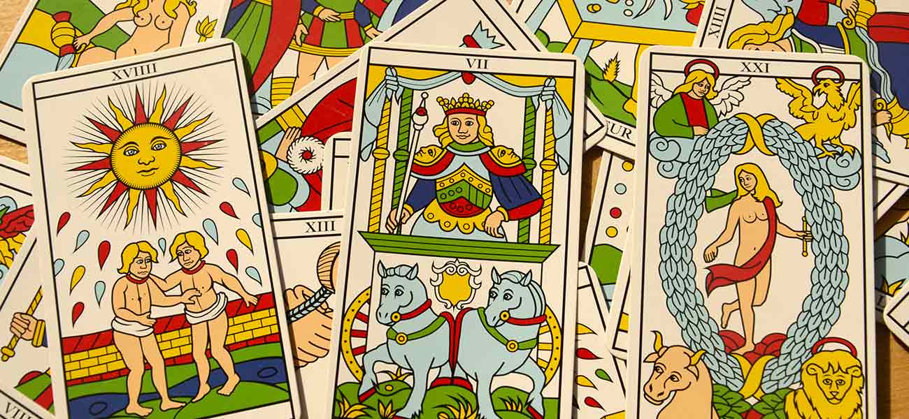 Guía para elegir el tarot adecuado para ti